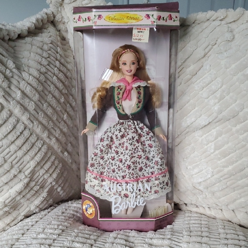 AUSTRIAN BARBIE Collector Edition-1998 Barbie Collectibles